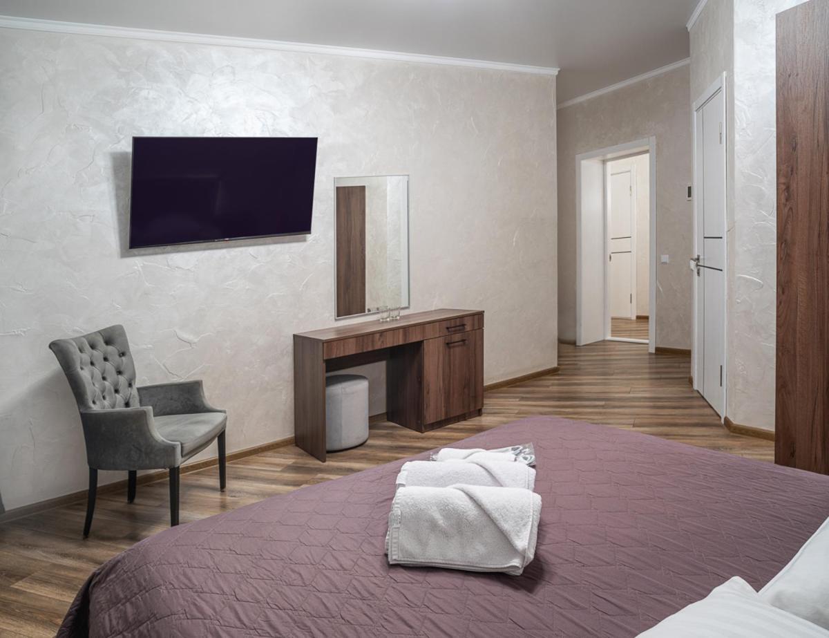 Hotel Safari-Club à Vinnytsia Extérieur photo